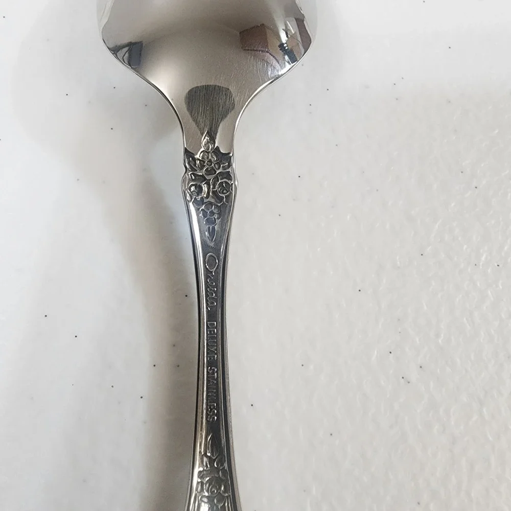 Oneida Monte Carlo Stainless Steel Single Replacement Small Teaspoon